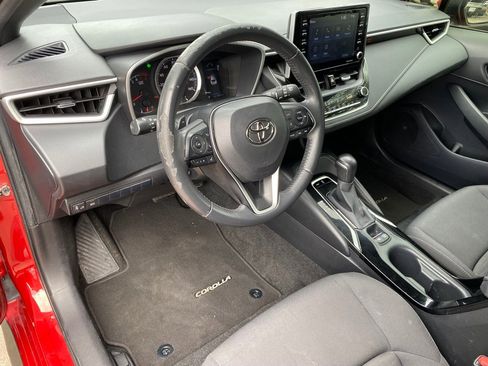 Used 2021 Toyota Corolla SE w/ Special Edition image 31