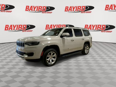 Used 2022 Jeep Wagoneer Series II image 4