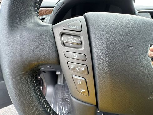 Used 2020 Nissan Armada Platinum w/ Interior Lighting Package image 29