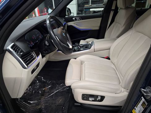 Used 2019 BMW X5 xDrive40i w/ Luxury Seating Package image 17