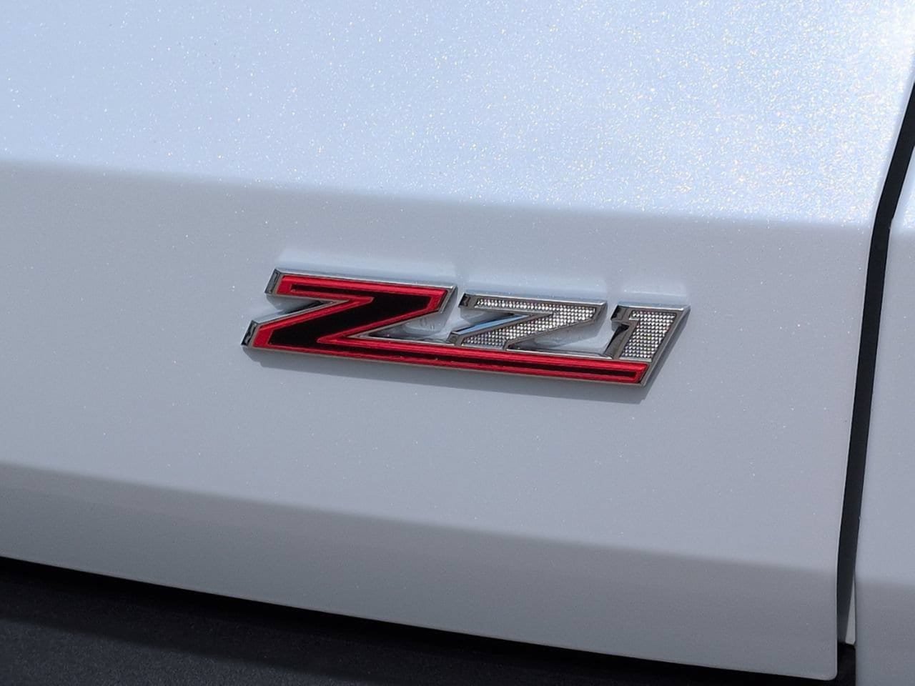 New 2026 Chevrolet Traverse Z71 w/ Enhanced Driving Package AWD/4WD image 7