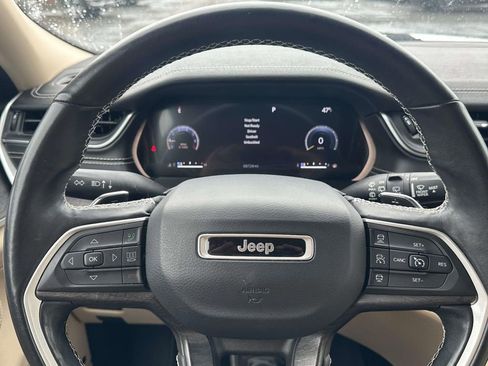 Used 2021 Jeep Grand Cherokee L Limited AWD/4WD image 20
