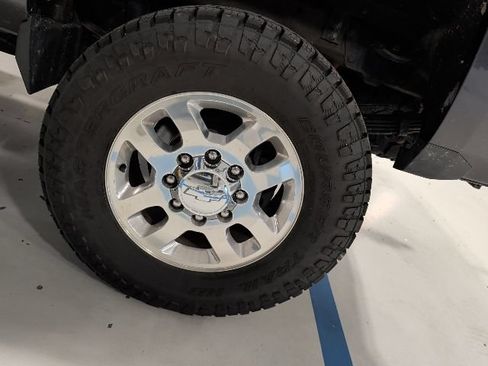Used 2015 Chevrolet Silverado 3500 LTZ w/ Duramax Plus Package AWD/4WD image 8