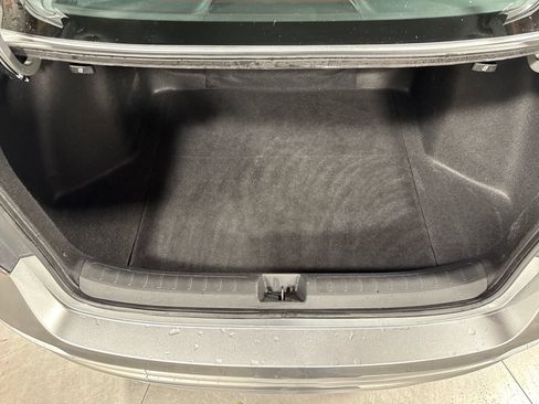 Used 2025 Honda Civic Sport image 35