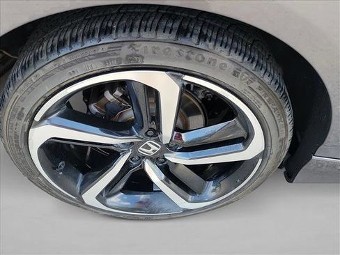 Used 2020 Honda Accord Sport image 11