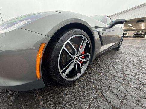 Certified 2016 Chevrolet Corvette Stingray Coupe w/ Carbon Flash Badge Package image 19