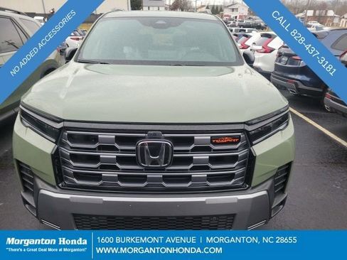 New 2026 Honda Pilot TrailSport image 2