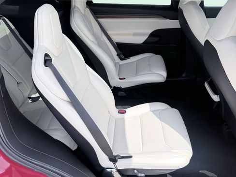 Used 2022 Tesla Model X AWD/4WD image 49