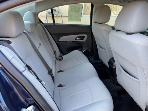 Used 2011 Chevrolet Cruze Eco image 17