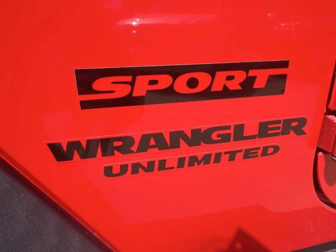 Used 2015 Jeep Wrangler Unlimited Sport w/ Quick Order Package 24S image 29
