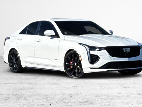 Used 2021 Cadillac CT4 V w/ Technology Package image 2