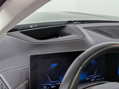 Certified 2023 BMW X7 xDrive40i w/ Premium Package image 19