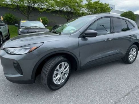 Used 2025 Ford Escape Active AWD/4WD image 6