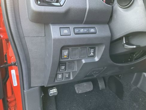 New 2026 Nissan Frontier PRO-4X w/ Pro-4x Convenience Package image 18