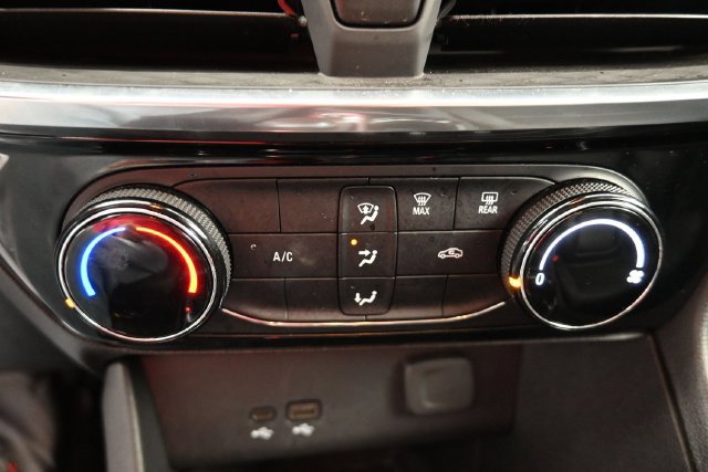 Used 2024 Buick Encore GX Sport Touring AWD/4WD image 20