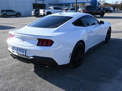 Used 2025 Ford Mustang GT Premium image 5