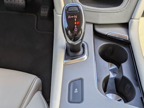 Used 2019 Cadillac XT5 Luxury FWD image 20