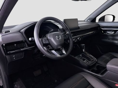 Used 2025 Honda CR-V Sport Touring image 9