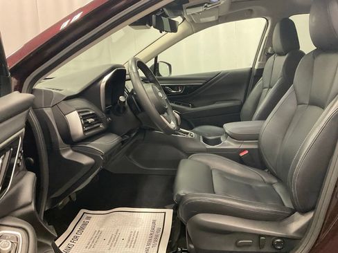Used 2025 Subaru Outback Touring w/ Popular Package #2 AWD/4WD image 4