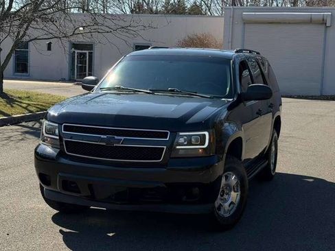Used 2009 Chevrolet Tahoe LS w/ Skid Plate Package image 2