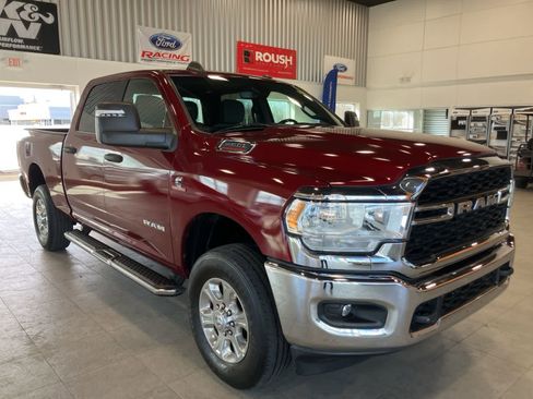 Used 2024 RAM 2500 Big Horn AWD/4WD image 3