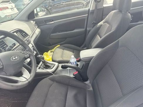 Used 2019 Hyundai Elantra SEL w/ Cargo Package FWD image 15