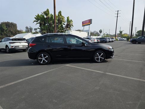 Used 2023 Subaru Impreza Premium image 8