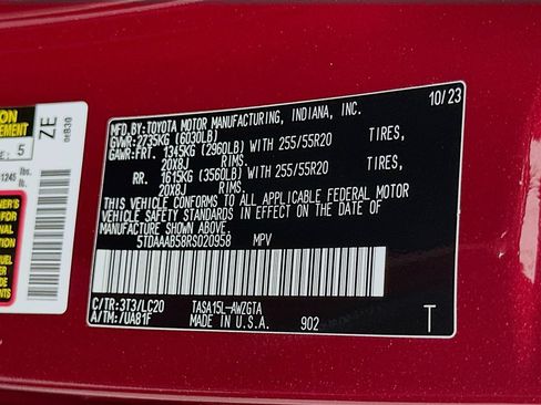 Used 2024 Toyota Grand Highlander AWD image 33