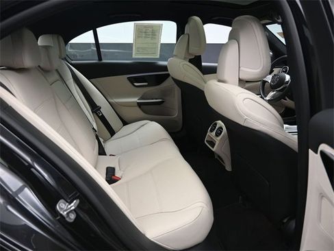 Used 2024 Mercedes-Benz C 300 Sedan image 26