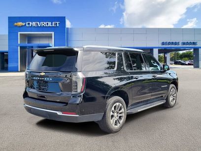 Used 2025 Chevrolet Suburban LT w/ Comfort Package
