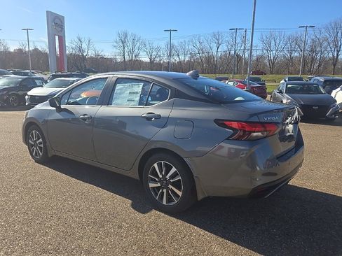 New 2025 Nissan Versa SV image 5