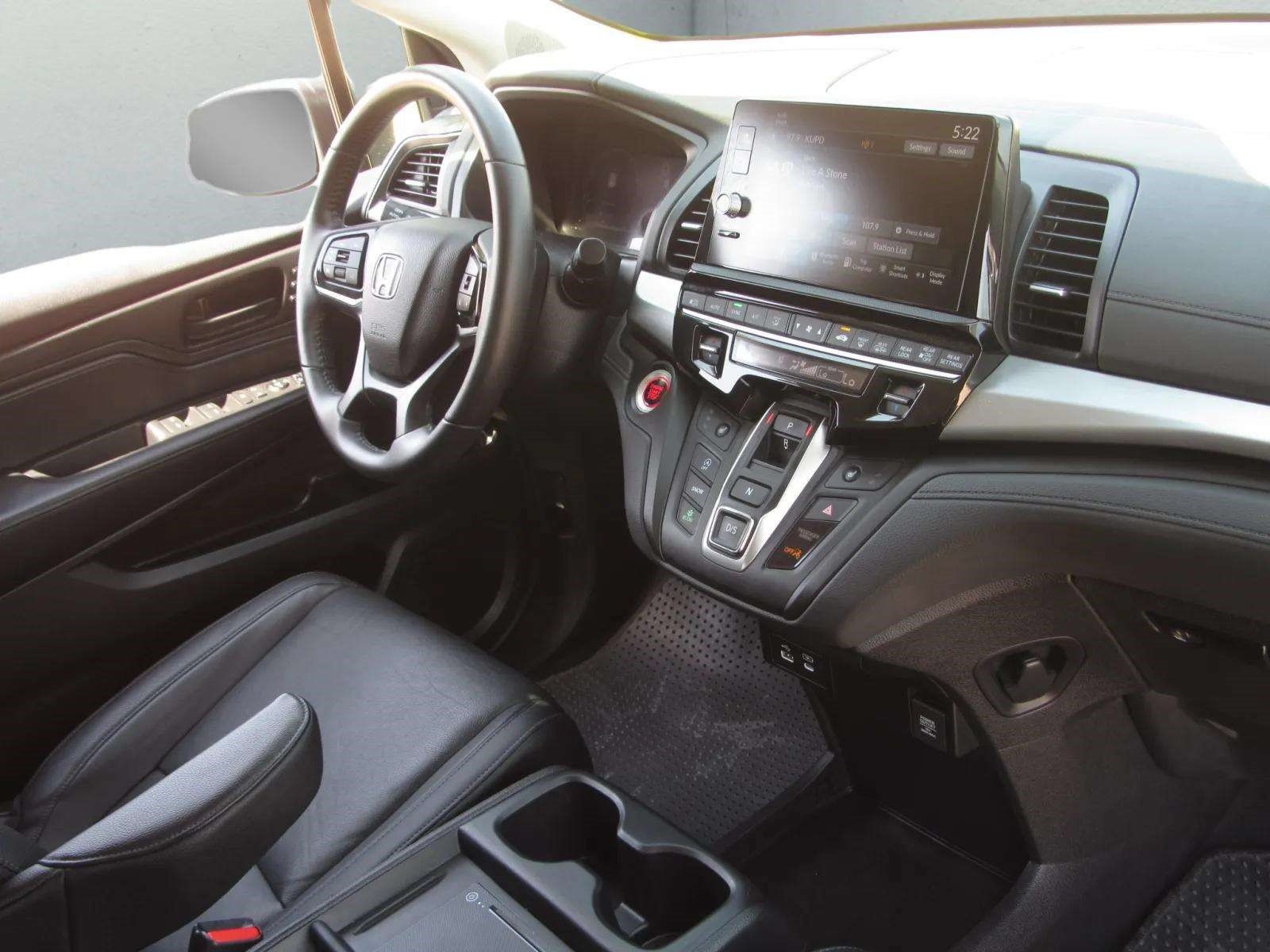 Certified 2025 Honda Odyssey EX-L image 10