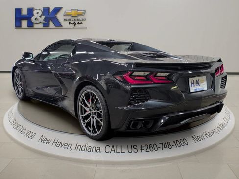 Used 2024 Chevrolet Corvette Stingray Preferred Conv w/ 2LT RWD image 4