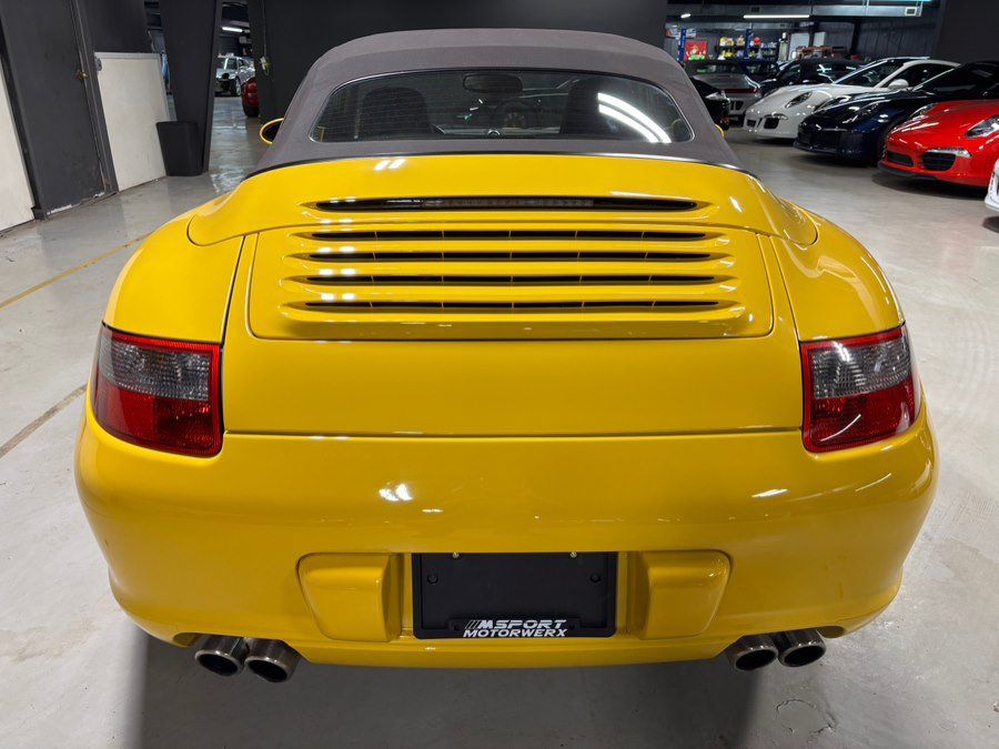 Used 2006 Porsche 911 Carrera S RWD image 8