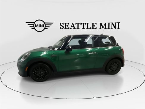Certified 2023 MINI Cooper 2-Door Hardtop FWD image 6
