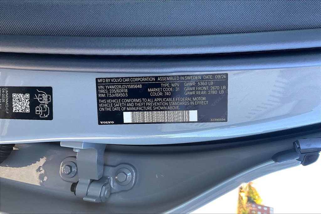 New 2027 Volvo XC60 B5 Core AWD/4WD image 9