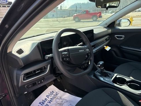 New 2026 Kia K4 LXS image 21