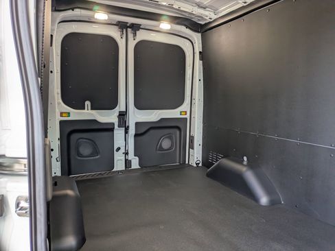 New 2026 Ford Transit 250 148 Medium Roof RWD image 28