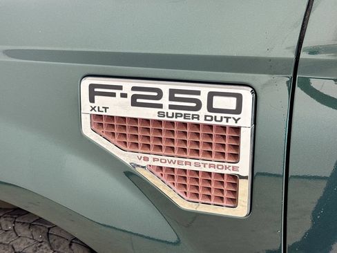 Used 2010 Ford F250 4x4 SuperCab Super Duty image 26