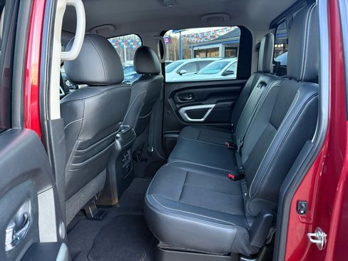 Used 2017 Nissan Titan PRO-4X image 16