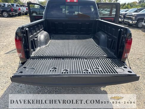 Used 2017 RAM 1500 Rebel w/ Luxury Group image 39