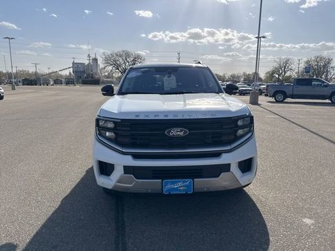 Used 2025 Ford Expedition Max Platinum AWD/4WD image 2