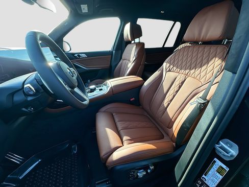 New 2027 BMW X7 xDrive40i w/ Executive Package AWD/4WD image 14