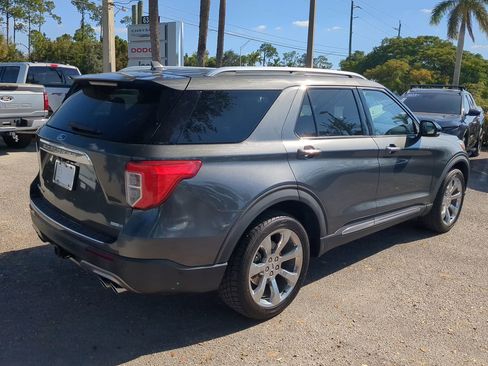 Used 2020 Ford Explorer Platinum w/ Premium Technology Package image 5