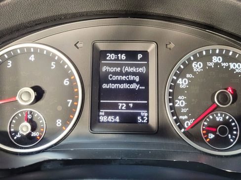 Used 2017 Volkswagen Tiguan Limited w/ Premium Package image 27