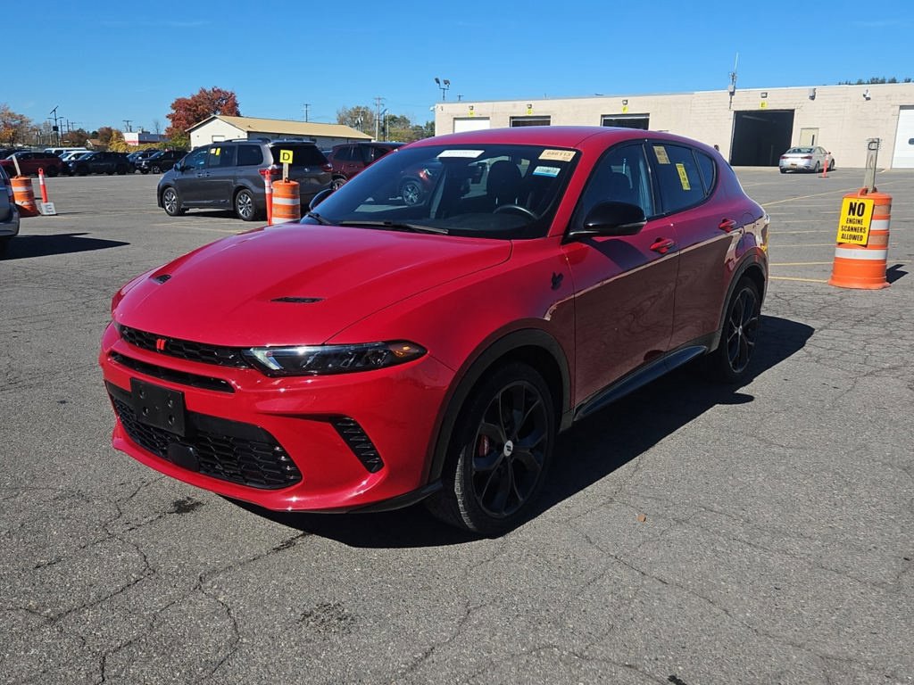 Used 2024 Dodge Hornet R/T AWD/4WD image 15