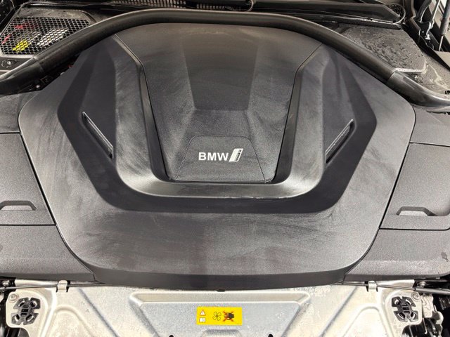 Used 2022 BMW i4 eDrive40 w/ Premium Package RWD image 24