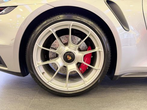 Used 2022 Porsche 911 Turbo image 31