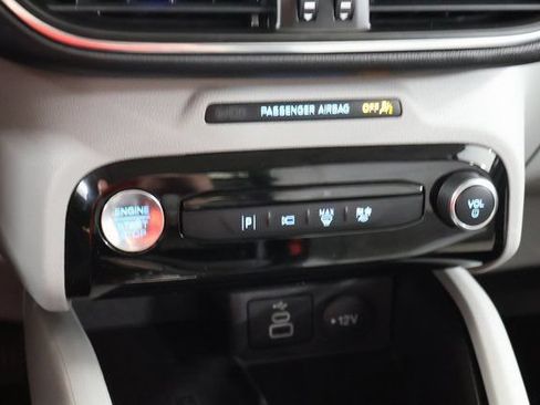 Used 2025 Ford Escape SE w/ PHEV Premium Package FWD image 20
