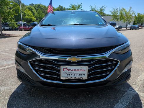 Used 2022 Chevrolet Malibu LT FWD image 9